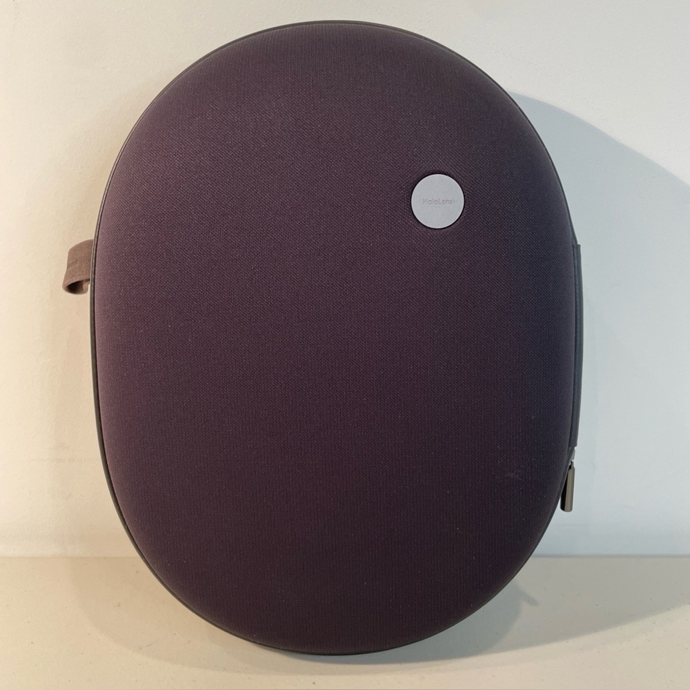 Microsoft HoloLens Developer Edition 1st Generation - Case Only